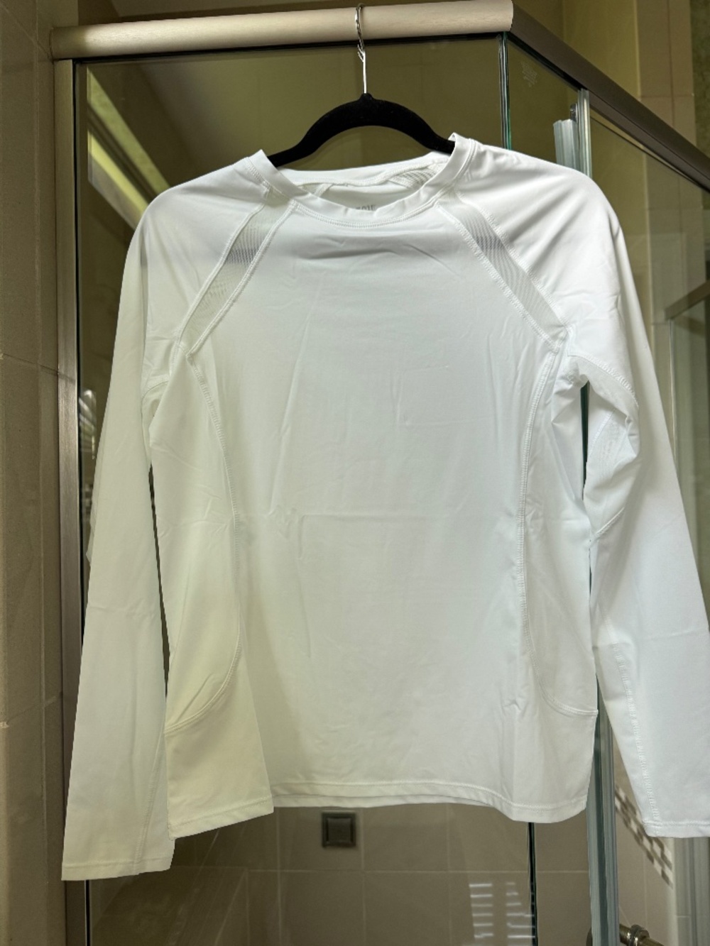 Tail Activewear Essentials Alda Long Sleeve Top L/S Shirt-size medium-NWOT